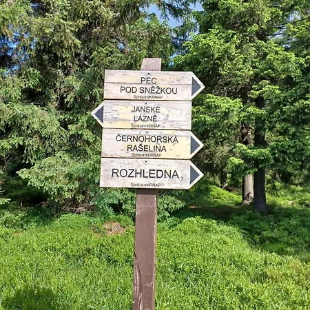 Hill By Interhome 別荘